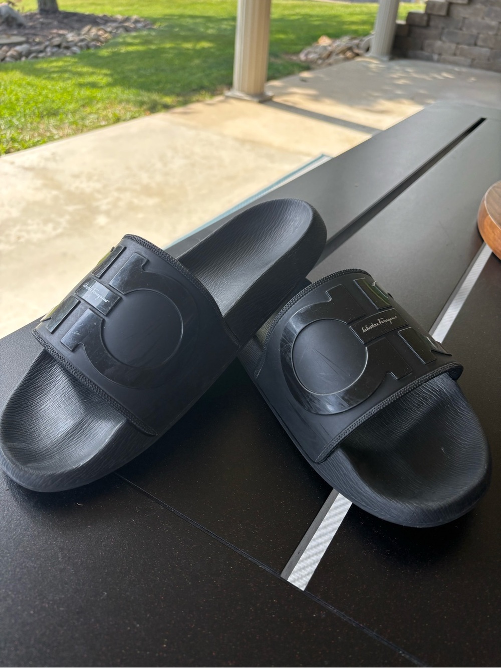 Salvatore ferragamos Men's black slides size 11